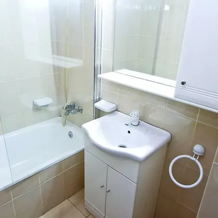 Playmar Apartment *
